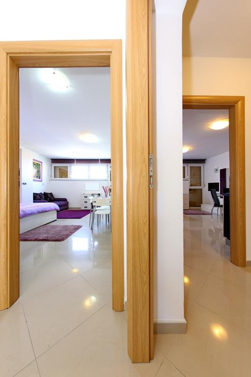 Luxury Town Center Apartments ซาดาร์ ภายนอก รูปภาพ
