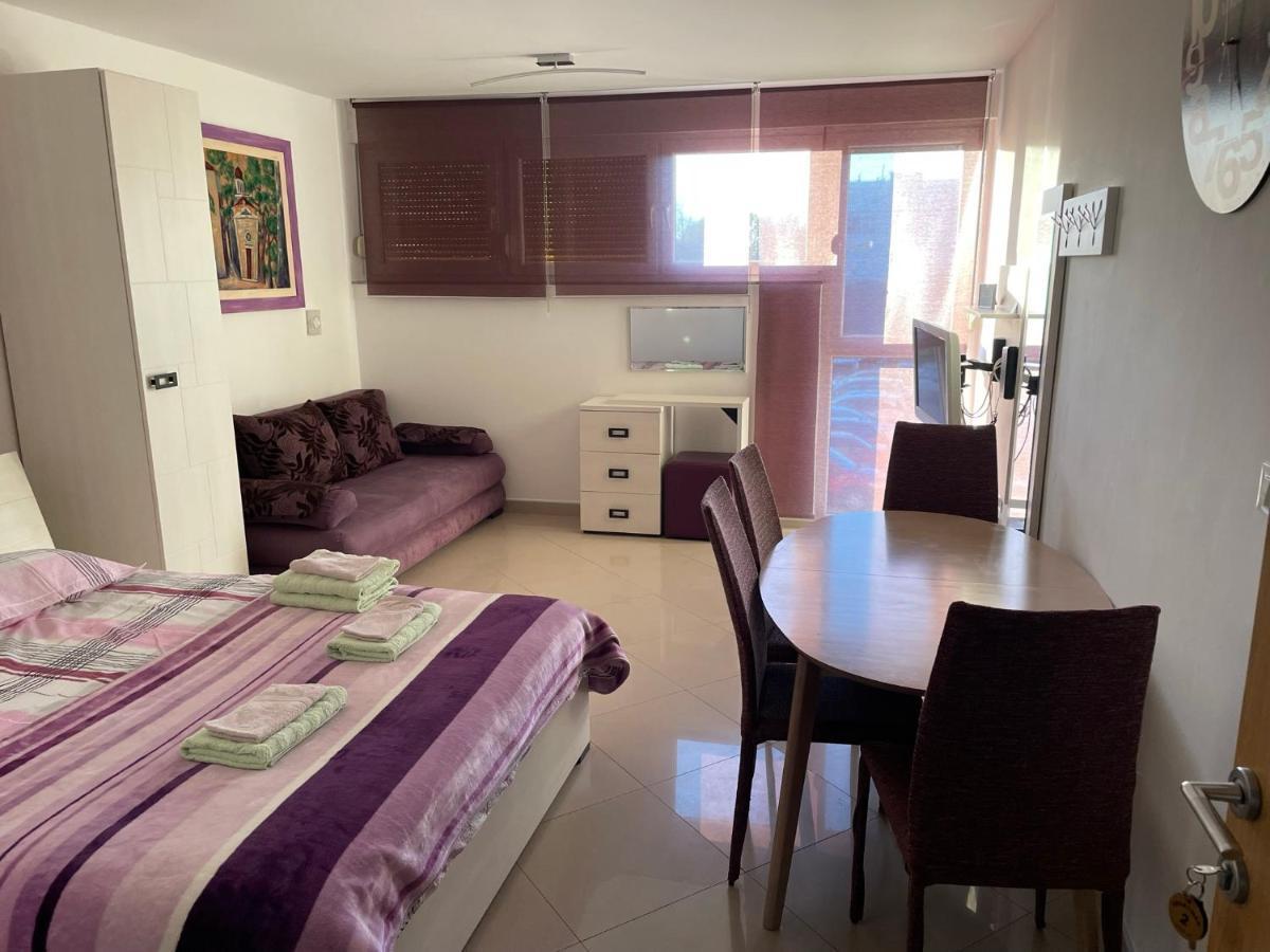 Luxury Town Center Apartments ซาดาร์ ภายนอก รูปภาพ