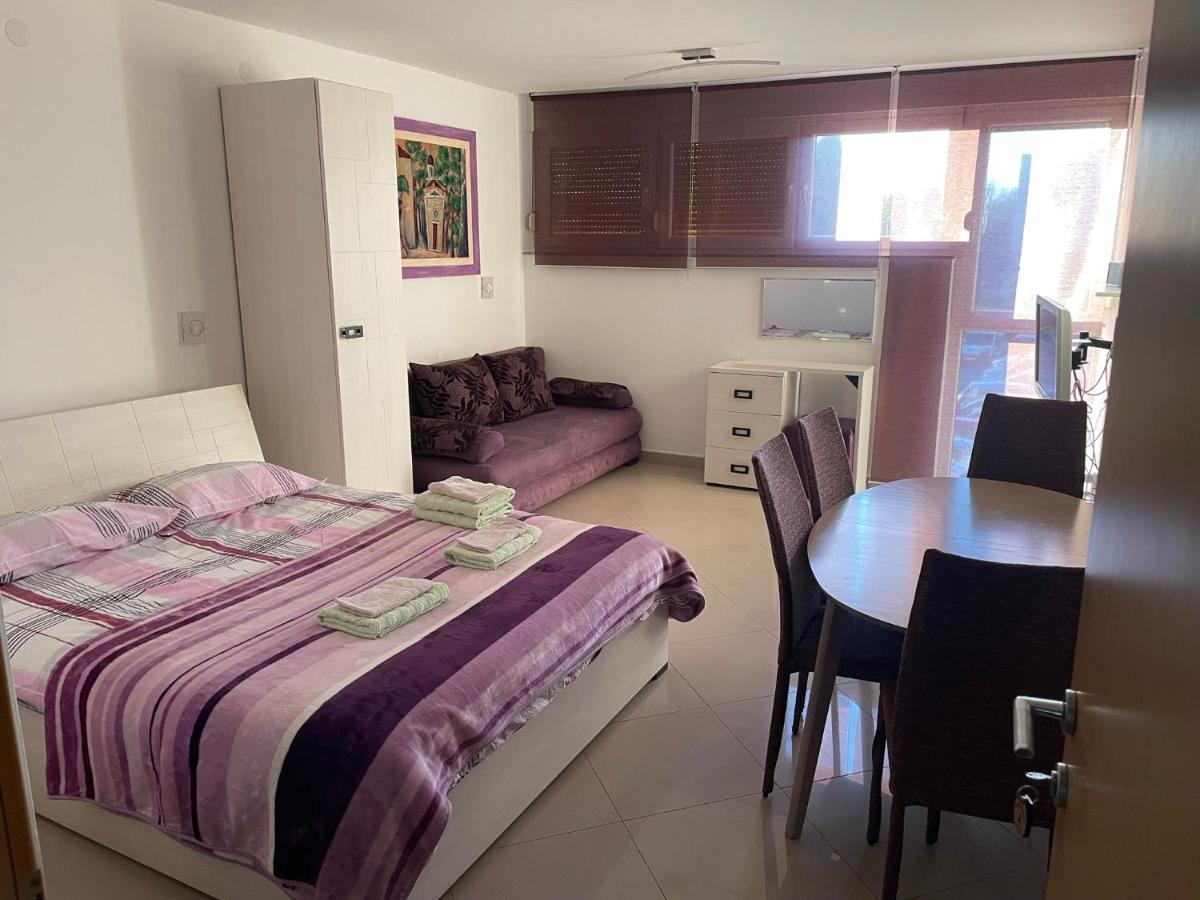 Luxury Town Center Apartments ซาดาร์ ภายนอก รูปภาพ
